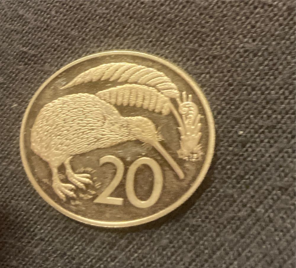 1971 Elizabeth II New Zealand 20 Silver Coin  coin collectible - Main Image 2