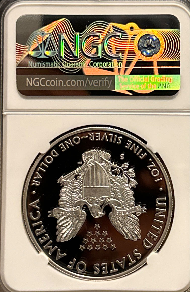 2019 S Eagle S$1  coin collectible - Main Image 2