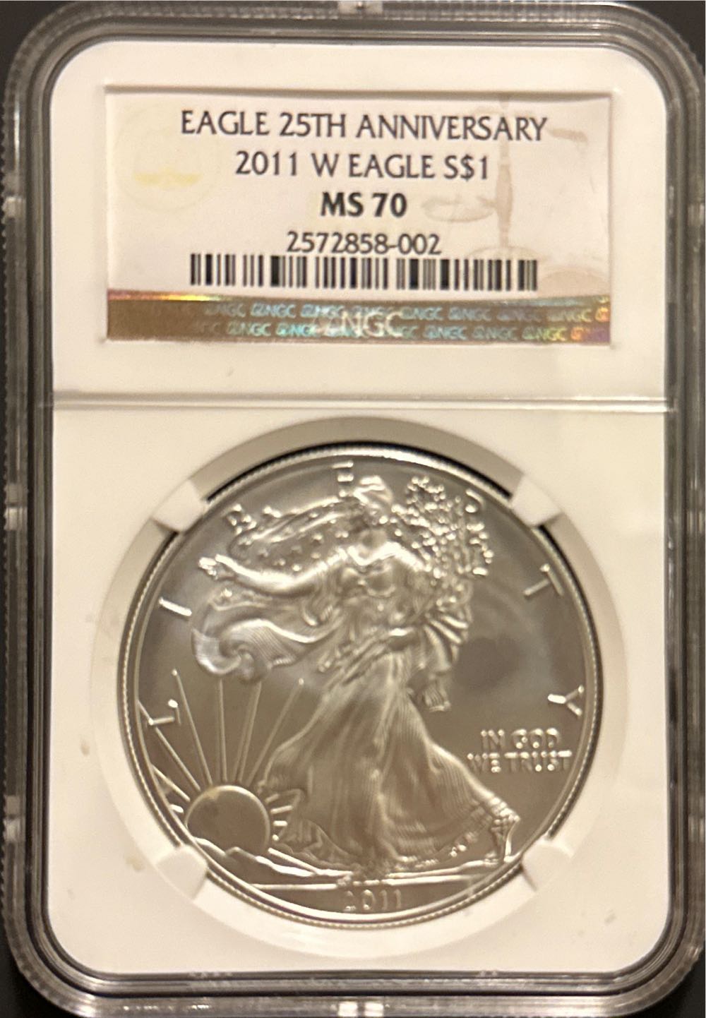 1980 One Onza .999 Fine Silver Art Round