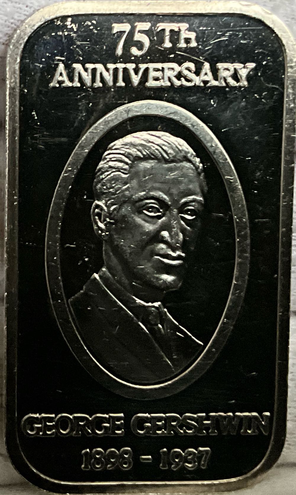 American 1975 1 Cent “Lincoln Memorial Cent” Penny