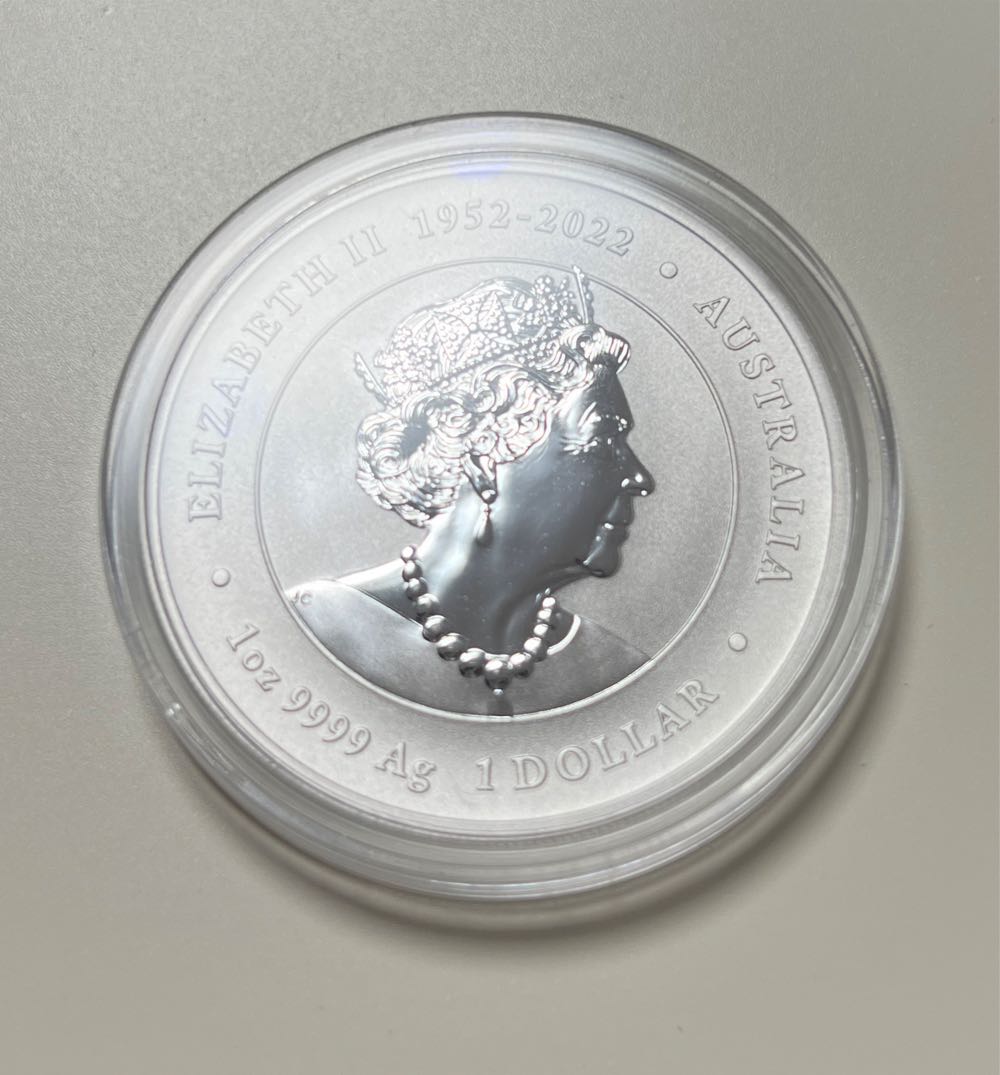 Lunar III Dragon  coin collectible - Main Image 2