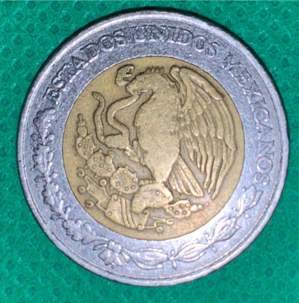 5 Nuevos Pesos  coin collectible - Main Image 2