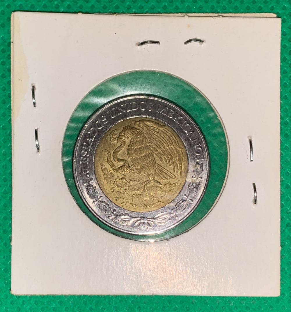 5 Pesos (Textured Obverse Side)  coin collectible - Main Image 2