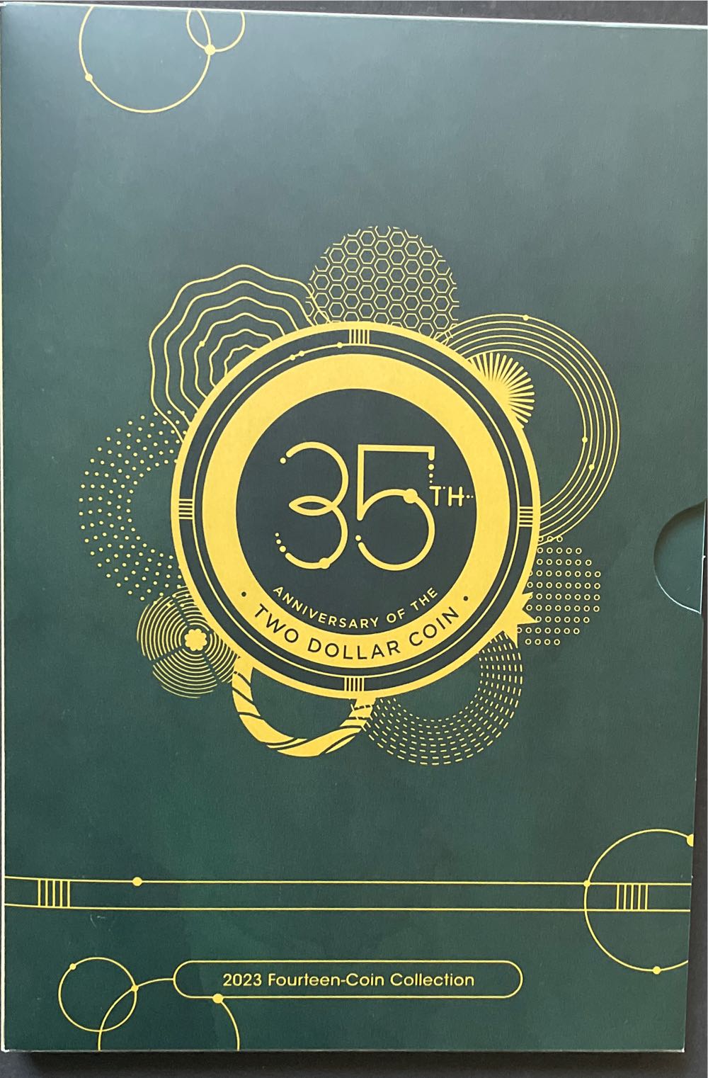 35 Years Of The 2 Dollar Coin  coin collectible [Barcode 9314688112797] - Main Image 2