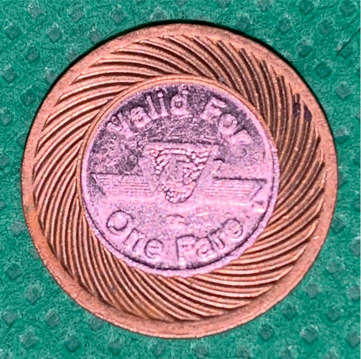 1 Fare - Toronto Transit Commission (Bimetallic)  coin collectible - Main Image 2