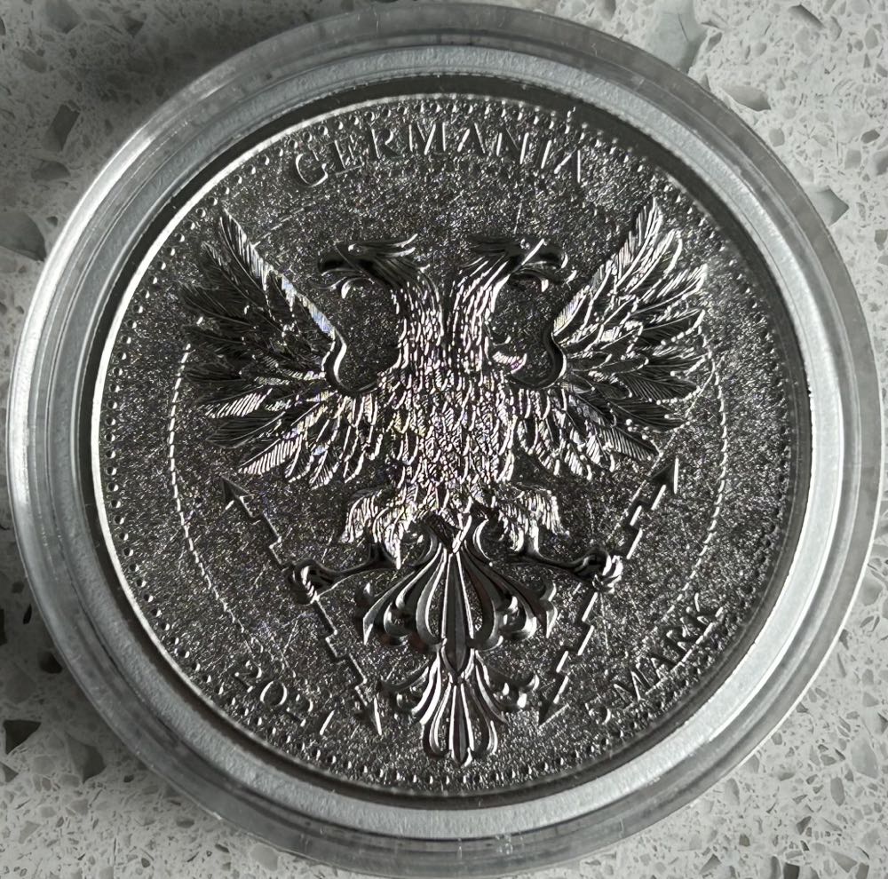 2021 Chestnut Leaf  coin collectible - Main Image 2