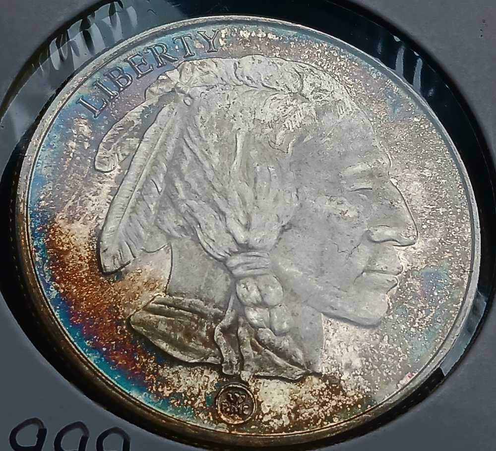 Bullion Private Mint :  1oz .999 Fine Silver Indian / Buffalo Art Round  coin collectible - Main Image 1