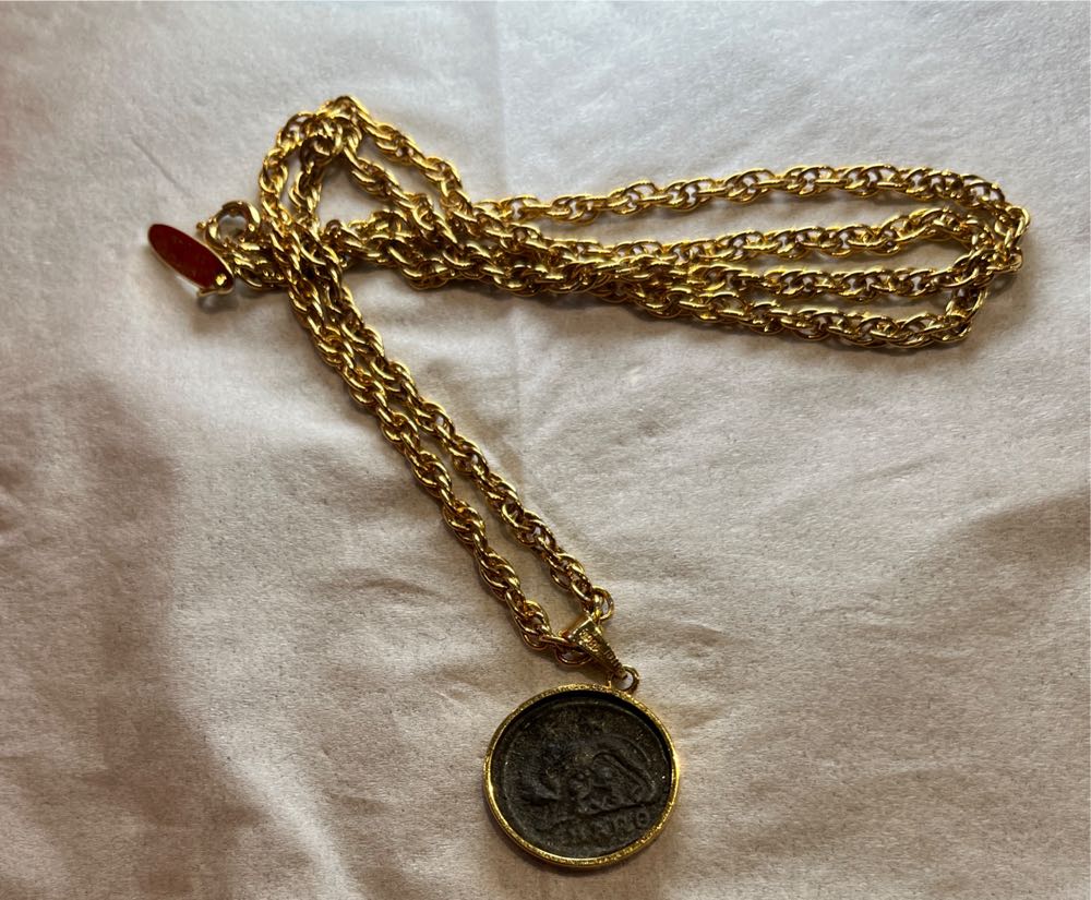 LOT 10  UNKNOWN ROMAN COIN ON NECKLACE  coin collectible - Main Image 3