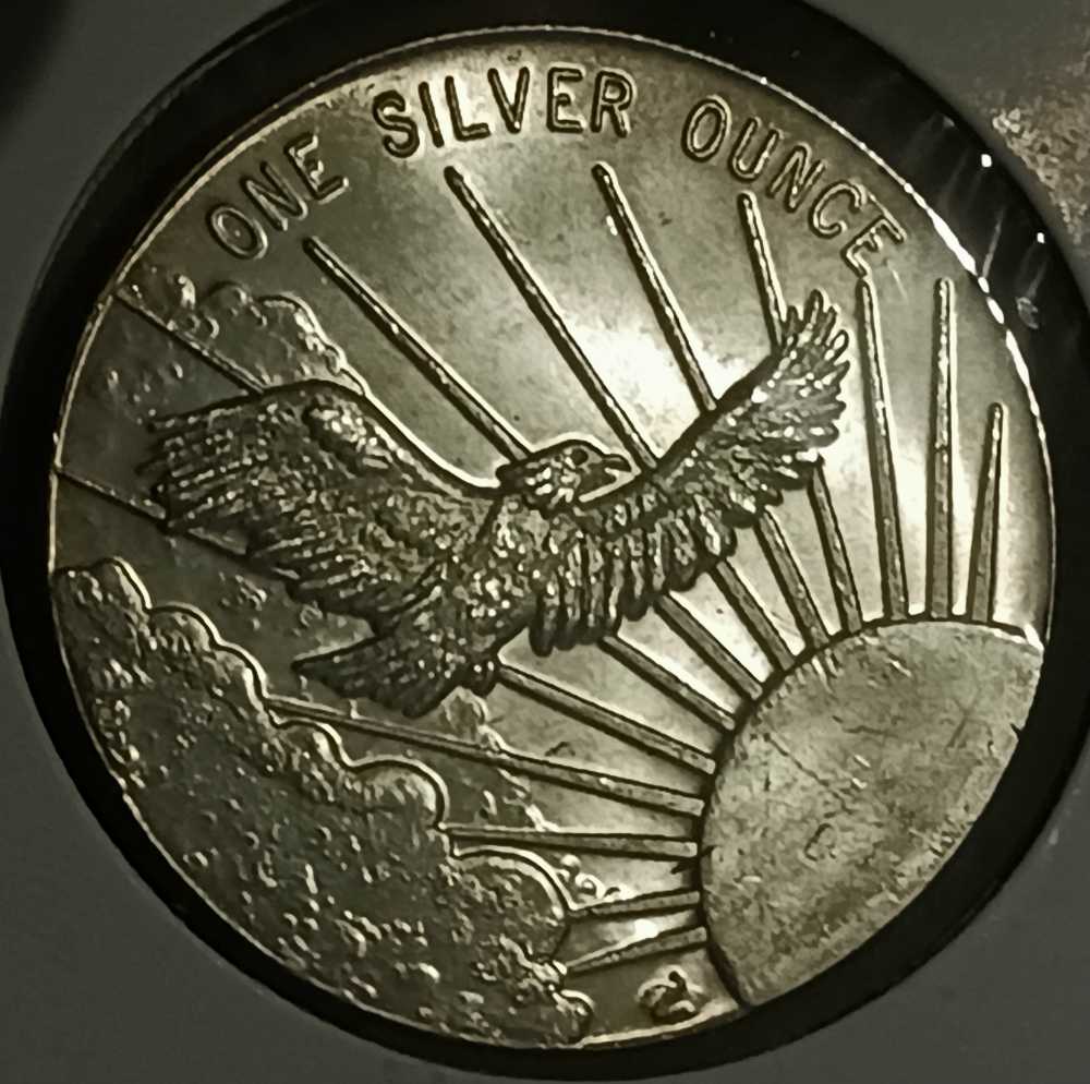 Latin Allure Fiat Justitia Caelum