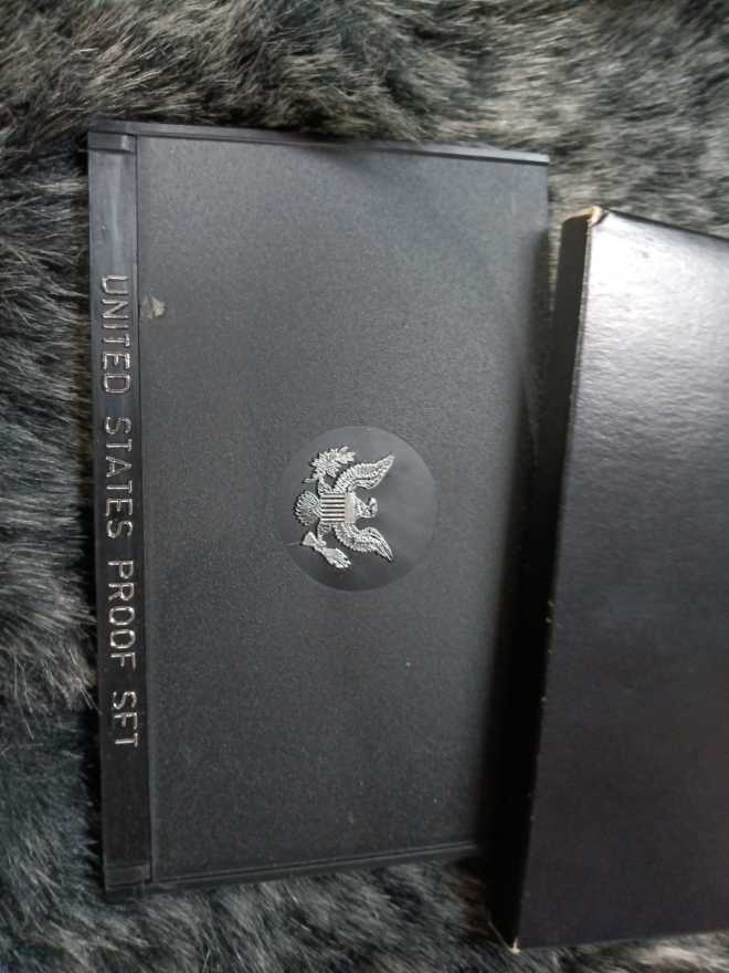United States Proof Set  coin collectible - Main Image 2
