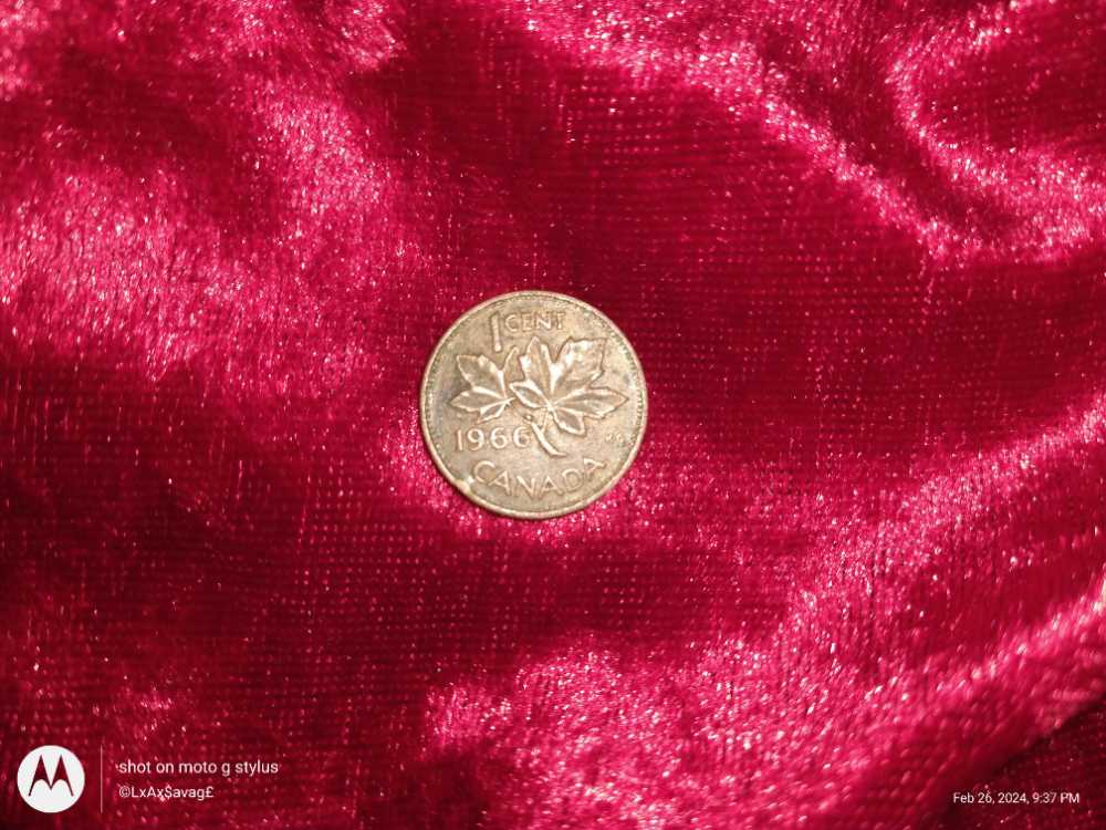 Canadian 1984 Elizabeth II 5 Cent Nickel (Mom’s Collection)