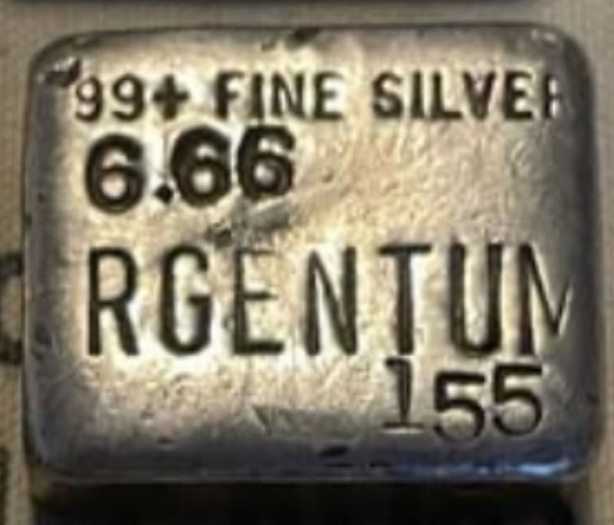 Canadian 1982 Elizabeth II 25 Cent Quarter (Mom’s Collection)