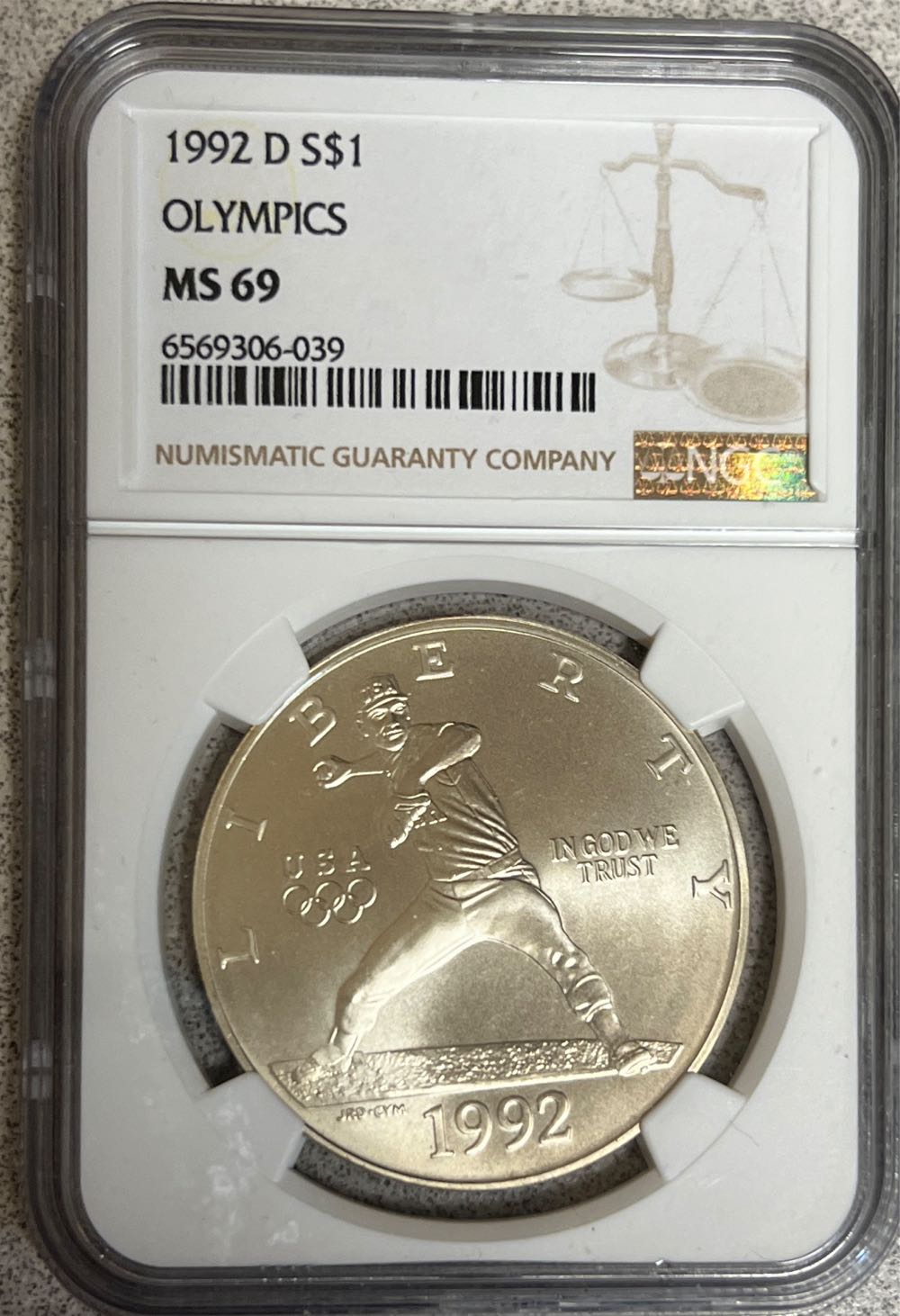 2021 Niue Millennium Falcom