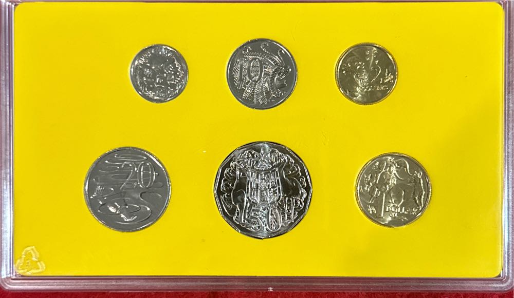 2023 6 Coin Uncirulated Year Set  coin collectible - Main Image 3