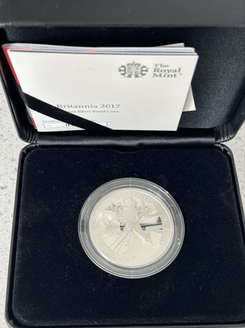 2017 Britannia - Proof  coin collectible - Main Image 3