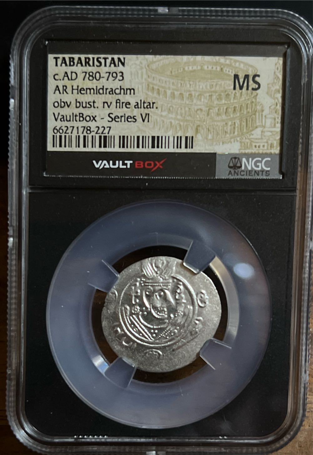 $1 2022 Surfing Coin