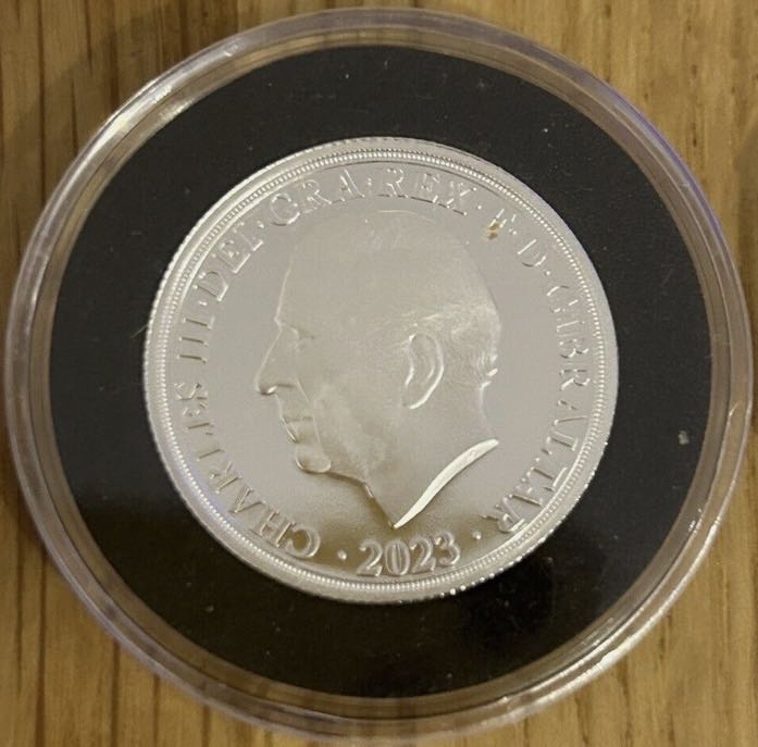 The Love Story Double Sovereign  coin collectible - Main Image 2