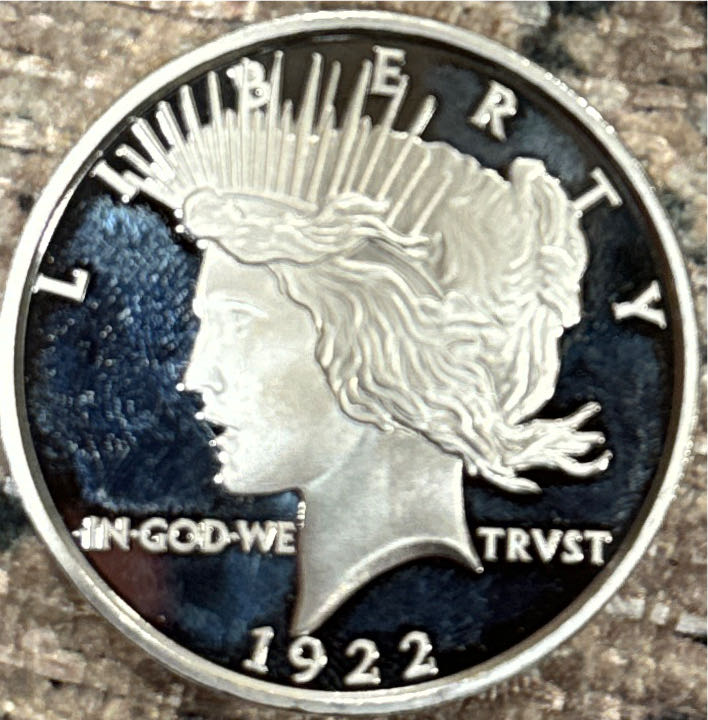 $2 2019 | Squiggle Gus