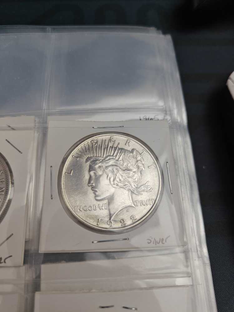 1922 Peace Dollar  coin collectible - Main Image 3