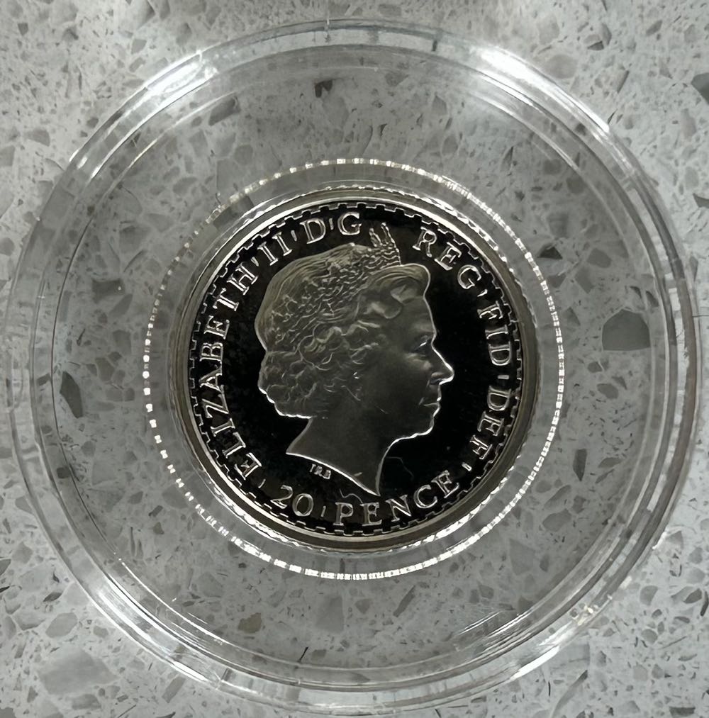 2005 Britannia - Proof 1/10th Silver  coin collectible - Main Image 2