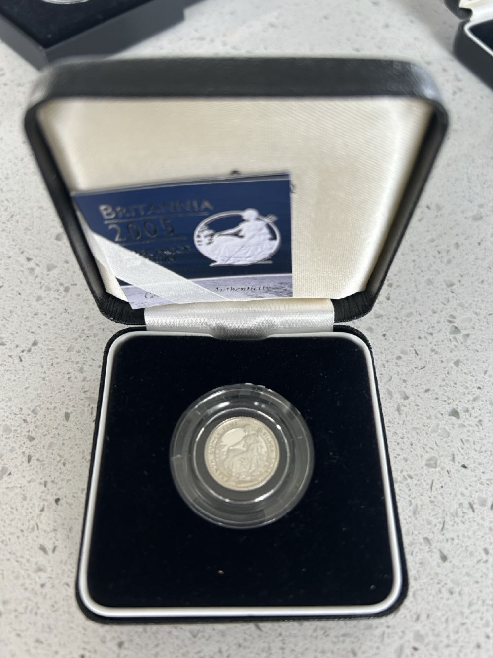 2005 Britannia - Proof 1/10th Silver  coin collectible - Main Image 3