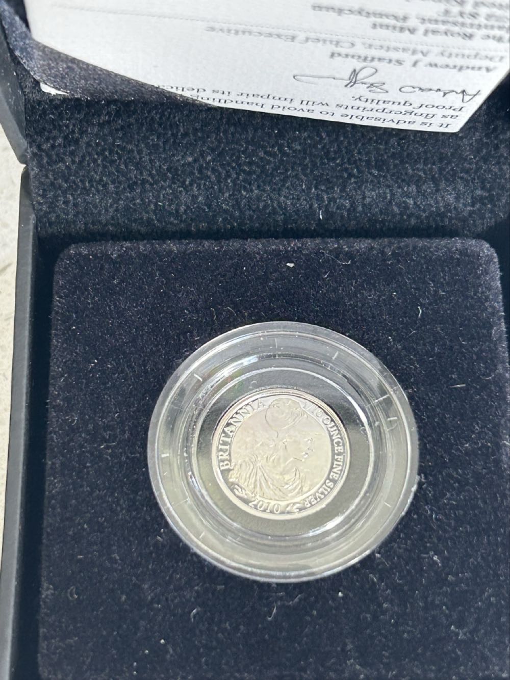 2010 Britannia - Proof 1/10th Silver  coin collectible - Main Image 3
