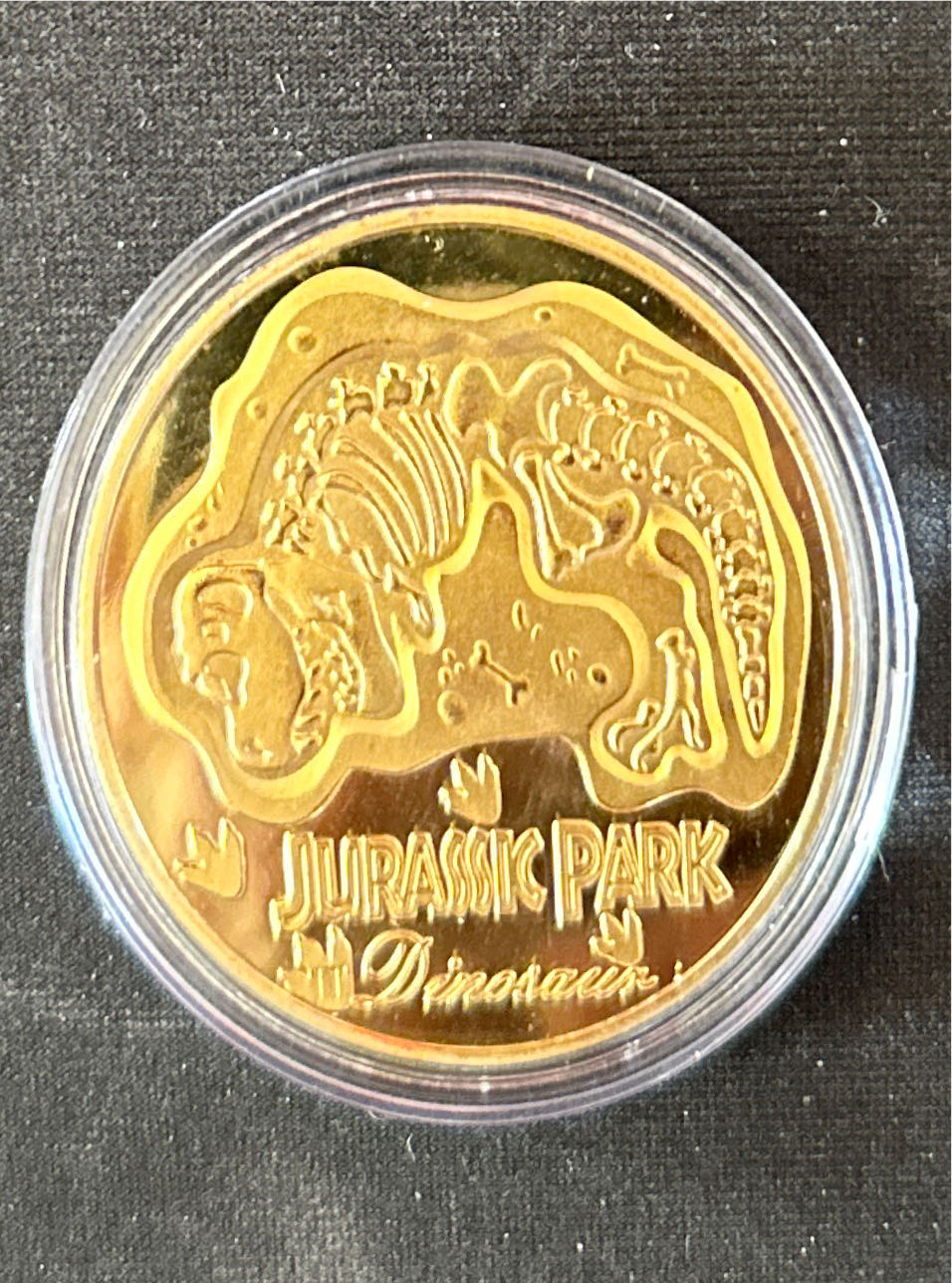 Golden Coin Jurassic Park  coin collectible [Barcode 96438774792] - Main Image 2