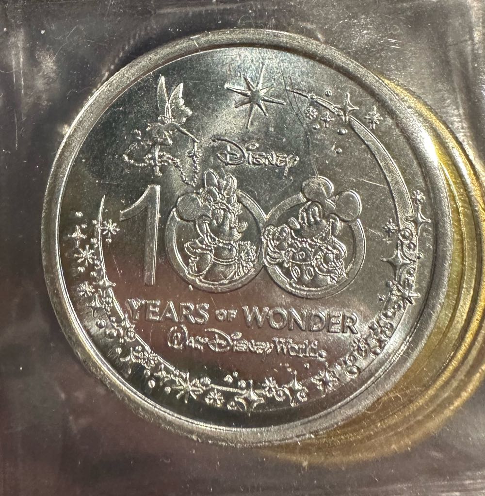 Disney’s 100 Years Of Wonder Medallion - Vanellope  coin collectible - Main Image 2