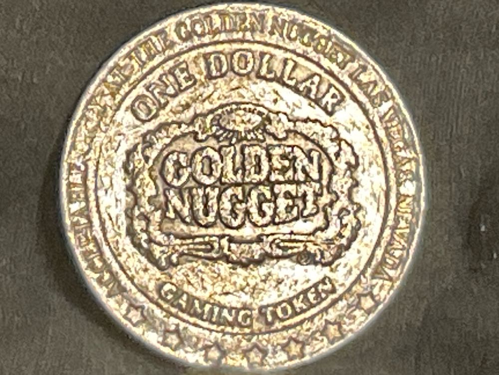Las Vegas Golden Nugget 1 Dollar Gaming Token  coin collectible - Main Image 2