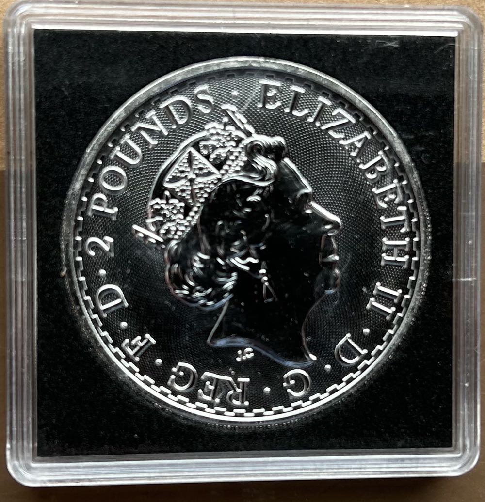 2019 Britannia - W16 Privy  coin collectible - Main Image 2