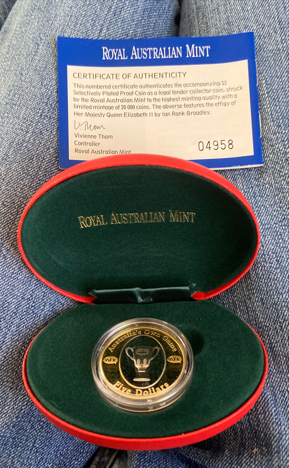 AFL AUSTRALIAS OWN GAME  coin collectible [Barcode 9314688007147] - Main Image 2