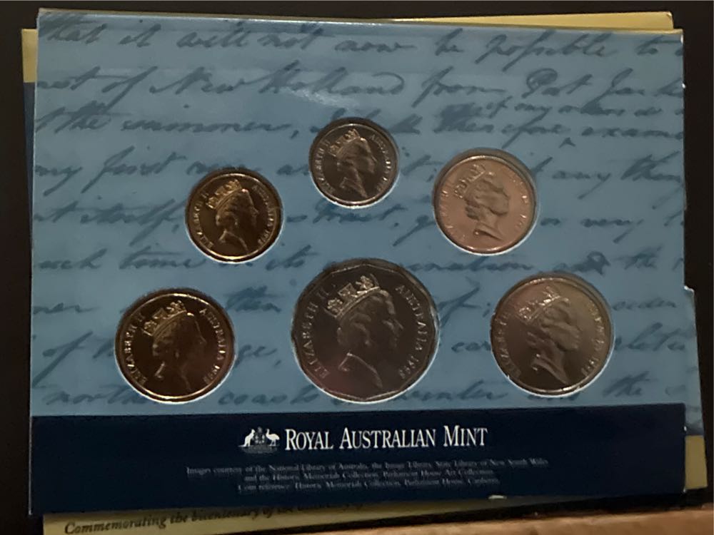 1998 Uncirculated Set  coin collectible - Main Image 2