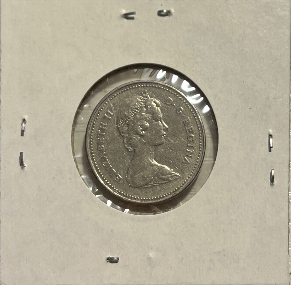Canadian 1981 Elizabeh II 5 Cent Nickel (Mom’s Collection)  coin collectible - Main Image 2