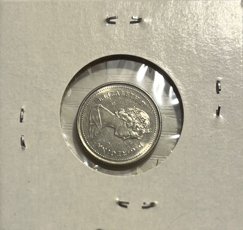 Canadian 1989 Elizabeth II 10 Cent Dime (Mom’s Collection)  coin collectible - Main Image 2