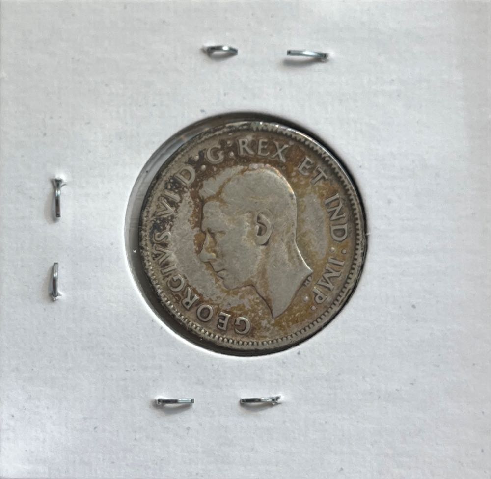 Canadian 1942 George VI 25 Cent Quarter (Mom’s Collection)  coin collectible - Main Image 2