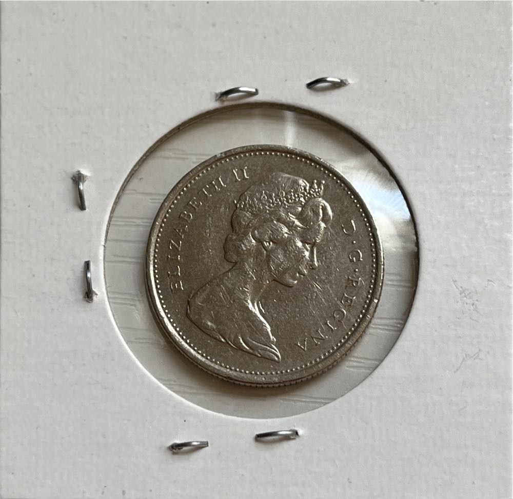 Canadian 1976 Elizabeth II 25 Cent Quarter (Mom’s Collection)  coin collectible - Main Image 2