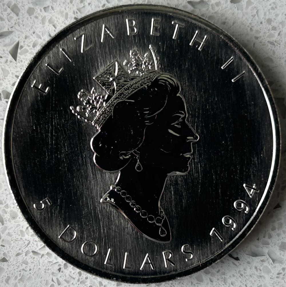 1994 1oz Silver Canadian Maple  coin collectible - Main Image 2