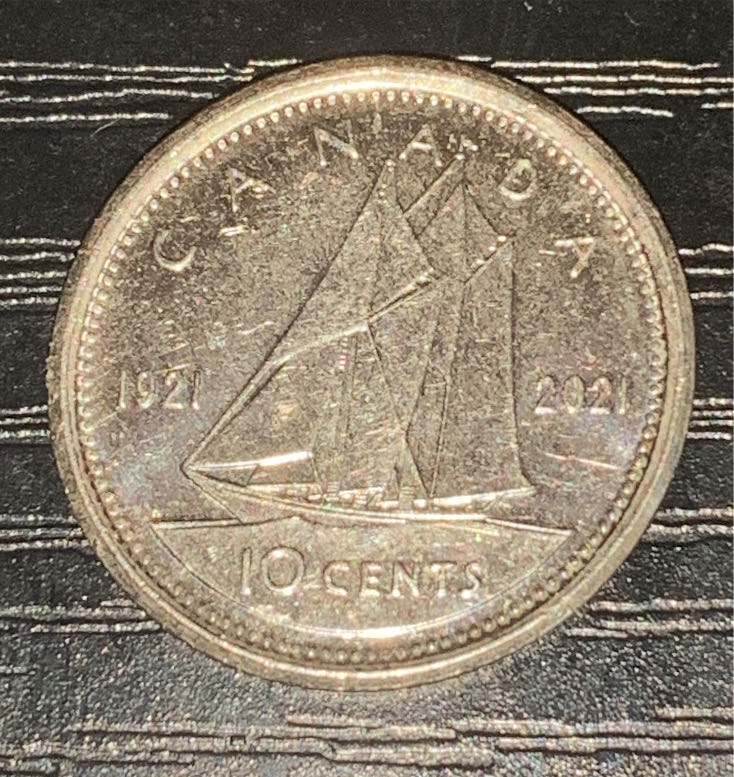 10 Cents - Elizabeth II (Anniversary of the Bluenose; Double-dated classic design)  coin collectible - Main Image 1