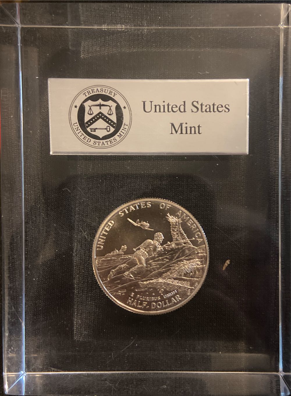 WWII 50th Anniversary Clad Half Dollar Paper Weight 1991-1995  coin collectible - Main Image 2