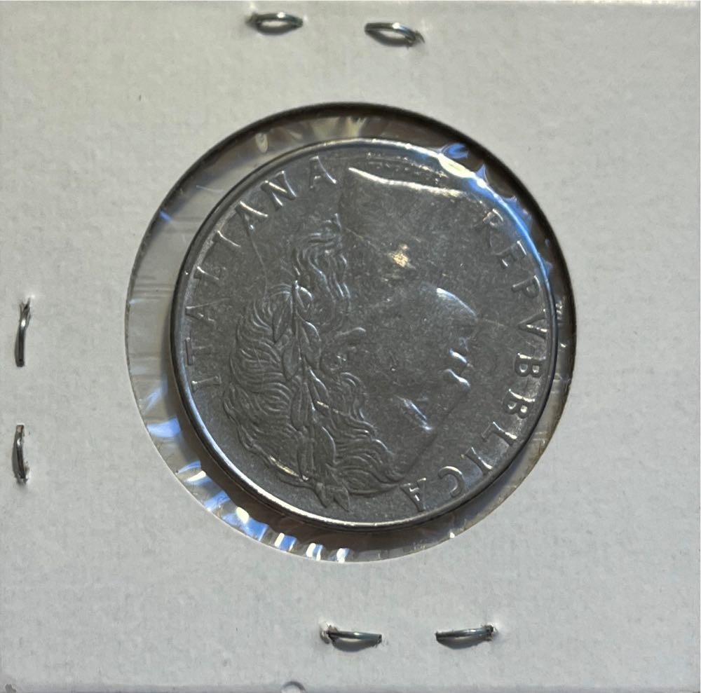 Italian 1979 R Large Type 100 Lira (Mom’s Collection)  coin collectible - Main Image 2