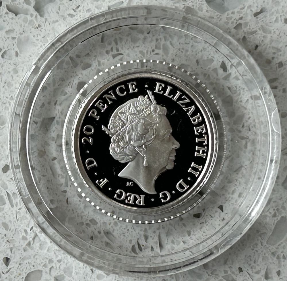 2018 Britannia - Proof 1/10th Silver  coin collectible - Main Image 2