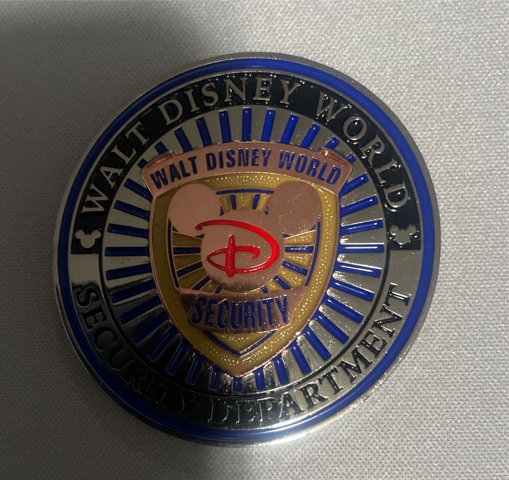 Corbeau apportant la lumière - Pièce en or 14 carats)