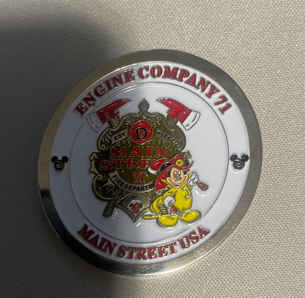 Walt Disney World Security Fire Engine 71  coin collectible - Main Image 2