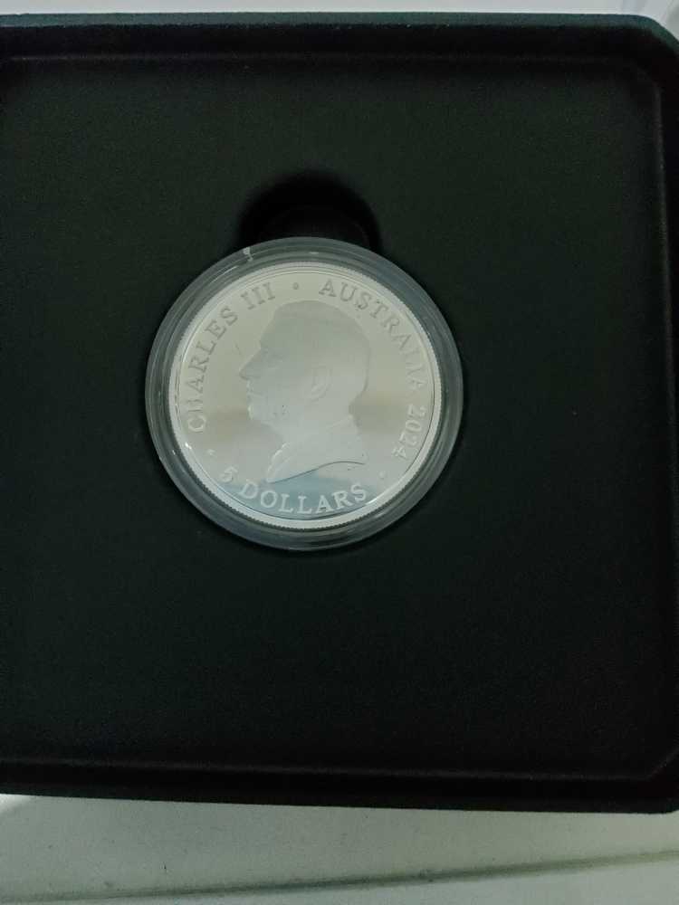 Australian Paralympic Team $5 Silver Proof  coin collectible [Barcode 9314688115521] - Main Image 3