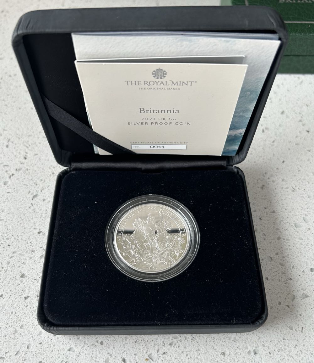2019 Britannia - 5oz Proof  coin collectible - Main Image 3