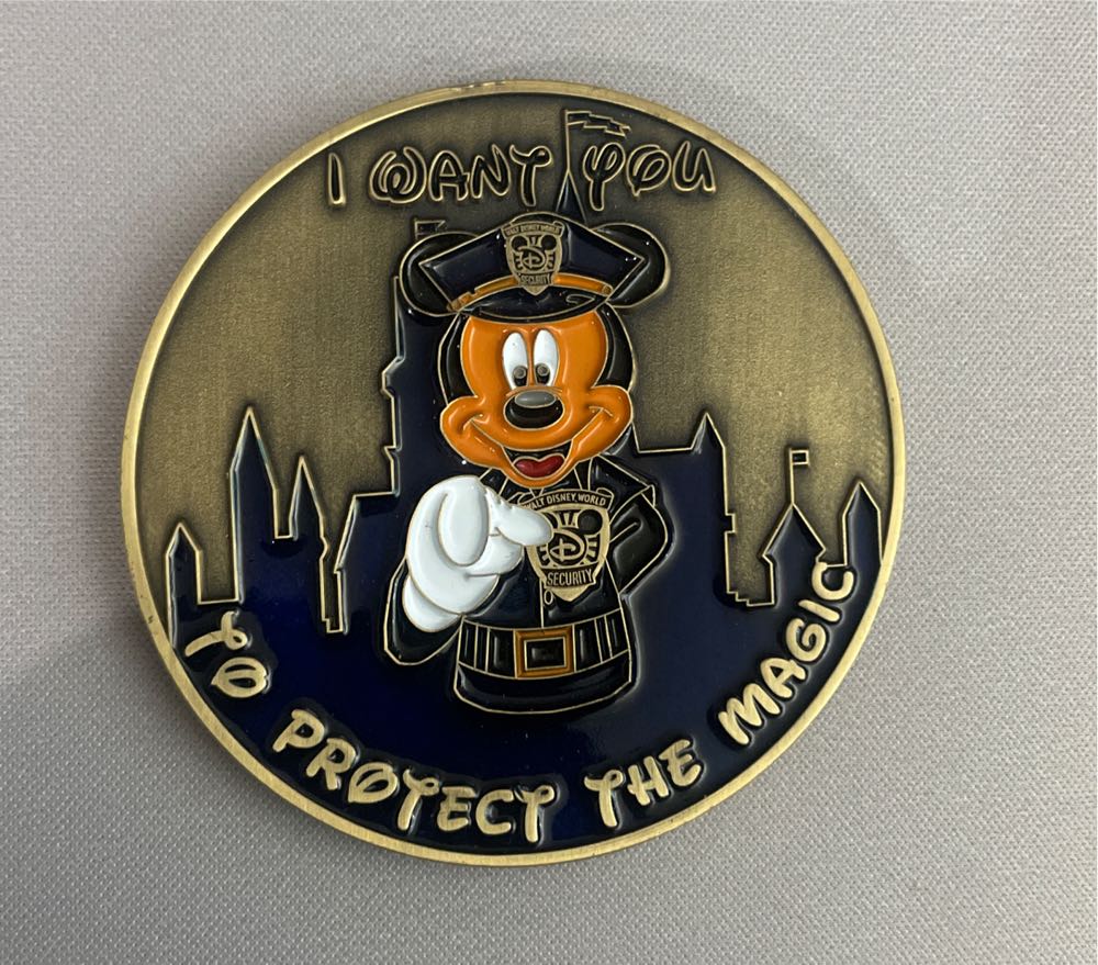 Walt Disney World Mickey Police  coin collectible - Main Image 2