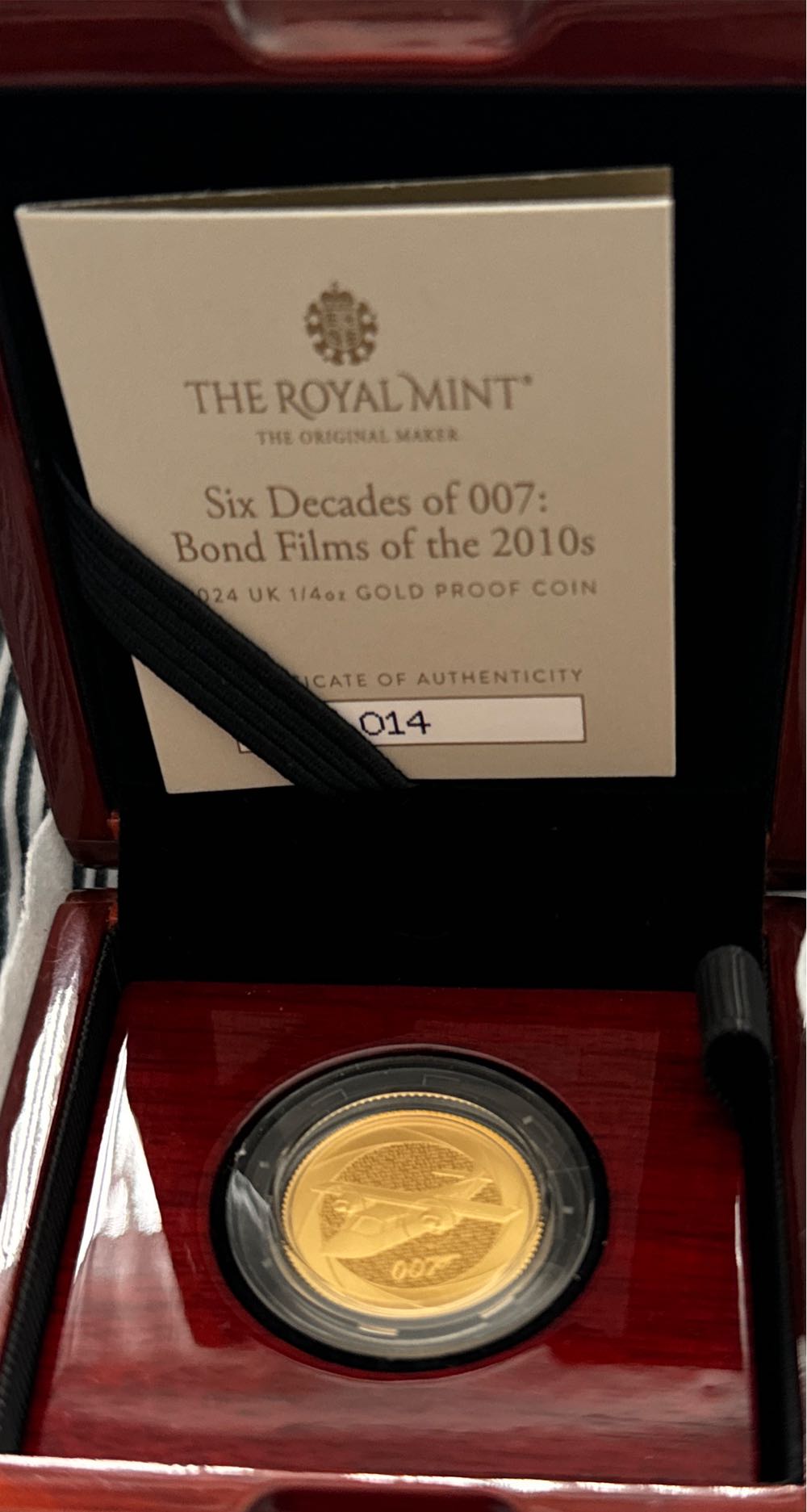 Six Decades Of 007: Bond Films Of The 2010’s  coin collectible [Barcode 5026177692720] - Main Image 2