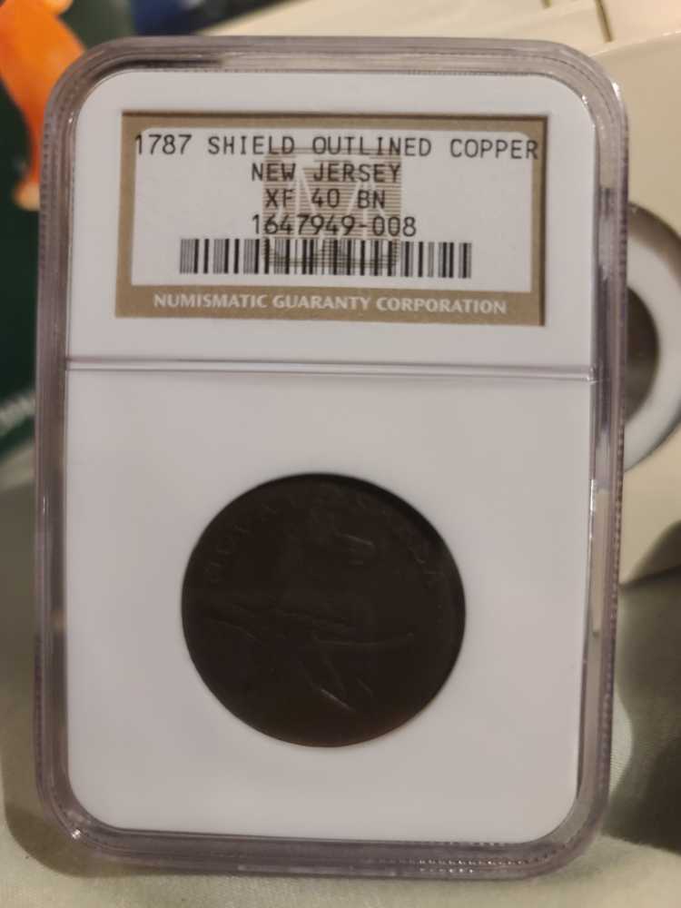 10 Cents - Elizabeth II (Anniversary of the Bluenose; Double-dated classic design)