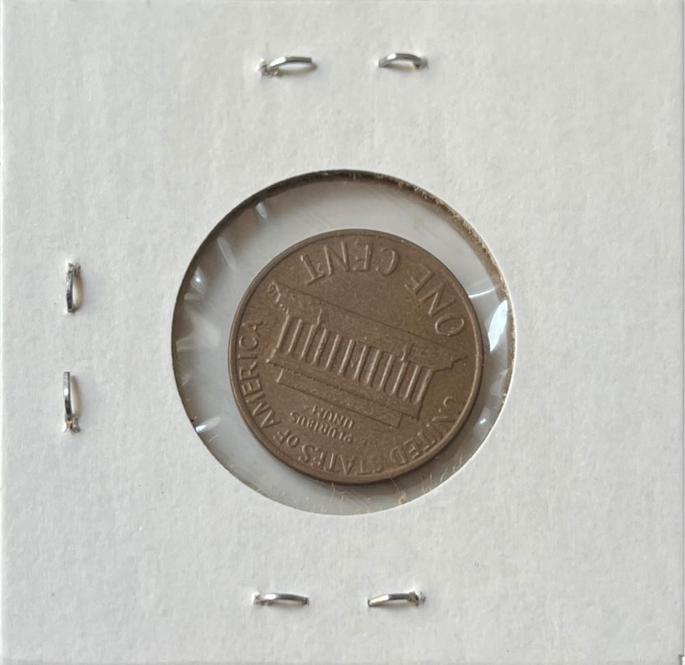 American 1977 1 Cent “Lincoln Memorial Cent” Penny (Mom’s Collection)  coin collectible - Main Image 2