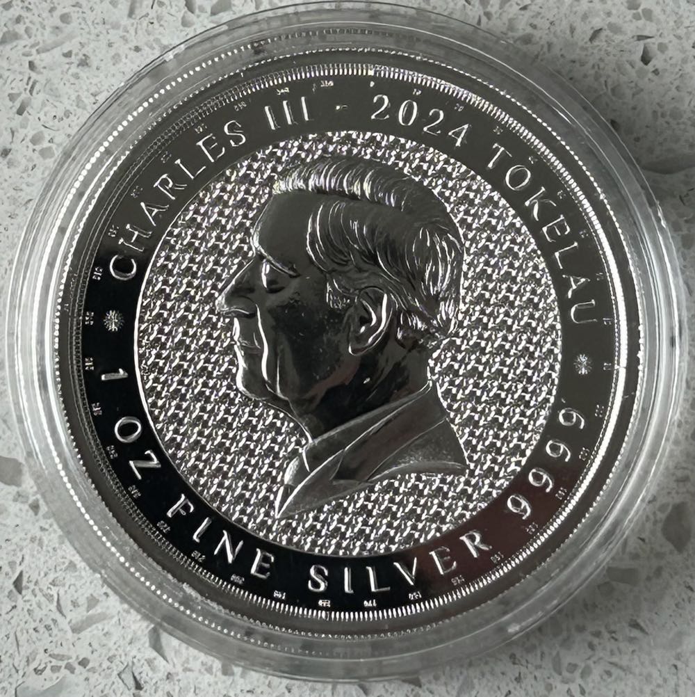 2025 Planet Terra  coin collectible - Main Image 2